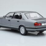 BMW Σειρά 7 E32 740i Ασημί MCG 1:18