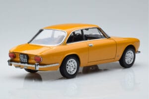 Alfa Romeo 1750 GTV Κίτρινο Norev 1:18 187910 Μέταλλο - εικόνα 3 από 7