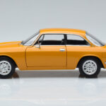 Alfa Romeo 1750 GTV Κίτρινο Norev 1:18 - image 4 of 7