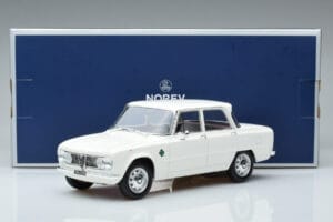 Alfa Romeo Giulia Ti Super Norev 1:18 187970 Μέταλλο - εικόνα 6 από 6