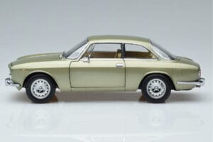 Alfa Romeo GTV 2000 Πράσινο Περιορισμένη Έκδοση Norev 1:18 187913 Μέταλλο - εικόνα 4 από 7