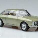 Alfa Romeo GTV 2000 Πράσινο Περιορισμένη Έκδοση Norev 1:18 187913 Μέταλλο - image 5 of 7