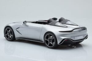 Aston Martin V12 Speedster Ασημί GT Spirit 1:18 GT430 Ρητίνη - εικόνα 5 από 6