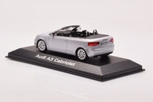 Audi A3 8P Καμπριολέ Ασημί Minichamps 1:43 5010803323 Μέταλλο - εικόνα 3 από 4