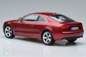 Audi A5 B8 Κόκκινο Γρανάτη Norev 1:18 188352 Μέταλλο - εικόνα 6 από 7