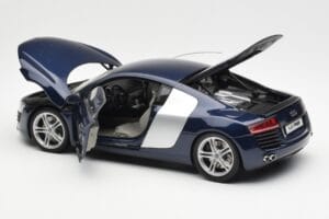 Audi R8 4.2 FSI V8 Μπλε Kyosho 1:18 09213BL Μέταλλο - εικόνα 5 από 8
