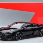 Audi R8 Performance Μαύρο Kengfai 1:18 - image 10 of 10