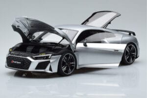 Audi R8 Performance Ασημί Kengfai 1:18 VAKF-0354 Μέταλλο - εικόνα 2 από 10