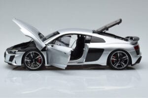 Audi R8 Performance Ασημί Kengfai 1:18 VAKF-0354 Μέταλλο - εικόνα 4 από 10
