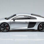 Audi R8 Performance Ασημί Kengfai 1:18 - image 5 of 10
