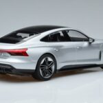 Audi RS e-tron GT Ασημί Norev 1:18 188381 Μέταλλο - image 2 of 6