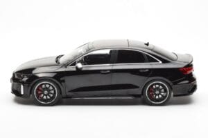 Audi RS3 8Y Sedan Μαύρο MCG 1:18 MCG18450 Μέταλλο - εικόνα 3 από 6