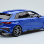 Audi RS3 8Y Sportback Performance Edition Nagaro Μπλε GT Spirit 1:18 - image 2 of 5