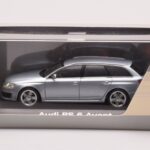 Audi RS6 C6 Monza Ασημί Minichamps 1:43 - image 4 of 4