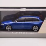 Audi RS6 C6 Sepang Μπλε Minichamps 1:43 - image 4 of 4