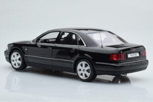 Audi S8 D2 Μαύρο Otto 1:18 OT082 Ρητίνη - εικόνα 5 από 6
