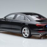 Audi S8 D5 Mythos Μαύρο Asia Edition GT Spirit 1:18 CLDC019 Ρητίνη - image 5 of 6