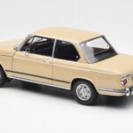 BMW 2002 Ti E10 Sahara Μπεζ Kyosho 1:18 08541BG - image 7 of 8