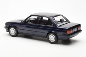 BMW 325i E30 Μπλε Μεταλλικό Norev 1:18 183201 Μέταλλο - εικόνα 5 από 6
