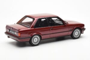 BMW 325i E30 Bordeaux Metallic Otto 1:18 OT102 Ρητίνη - εικόνα 2 από 6