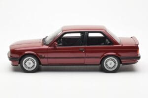 BMW 325i E30 Bordeaux Metallic Otto 1:18 OT102 Ρητίνη - εικόνα 3 από 6