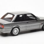 BMW 325i E30 Γκρι Metallic Otto 1:18 - image 2 of 6