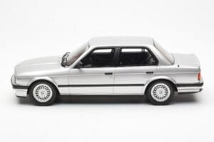 BMW 325i E30 Ασημί Otto 1:18 OT912 Ρητίνη - εικόνα 3 από 6