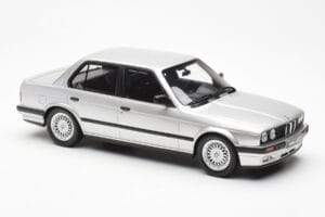 BMW 325i E30 Ασημί Otto 1:18 OT912 Ρητίνη - εικόνα 4 από 6