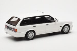 BMW 325i E30 Touring M Package Λευκό Otto 1:18 OT238 Ρητίνη - εικόνα 2 από 5