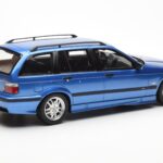 BMW 328i E36 Touring M Package Μπλε Otto 1:18 - image 2 of 6