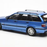 BMW 328i E36 Touring M Package Μπλε Otto 1:18 - image 5 of 6