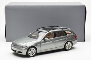 BMW 330i E91 Touring Γκρι Metallic Kyosho 1:18 80430394359 Μέταλλο - εικόνα 8 από 8