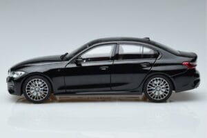 BMW 330i G20 Μαύρο Μεταλλικό Norev 1:18 183277 Μέταλλο - εικόνα 4 από 7