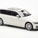 BMW 335i F31 Touring Alpine Λευκό Paragon 1:18 - image 6 of 8