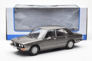 BMW 520i E28 Γκρι MCG 1:18 MCG18121 Μέταλλο - εικόνα 6 από 6