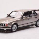 BMW 530i E34 Touring Γκρι Μεταλλικό MCG 1:18