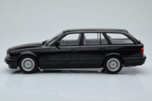 BMW 540i E34 Touring Μαύρο Μεταλλικό MCG 1:18 MCG18329 Μέταλλο - εικόνα 3 από 6