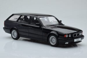 BMW 540i E34 Touring Μαύρο Μεταλλικό MCG 1:18 MCG18329 Μέταλλο - εικόνα 4 από 6