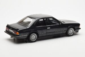 BMW 635 CSi E24 Diamant Μαύρο Μεταλλικό AUTOart 1:18 70521 Μέταλλο - εικόνα 3 από 8