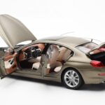 BMW 650i F06 Gran Coupe Frozen Μπρονζέ Metallic Paragon 1:18 - image 5 of 8