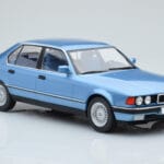 BMW 7 Series E32 730i Μπλε MCG 1:18 MCG18160 Μέταλλο - image 3 of 5