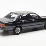 BMW 733i E23 Μαύρο Metallic KK-Scale 1:18 - image 2 of 6