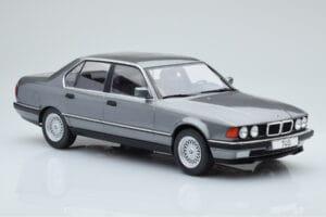 BMW 7 Series E32 740i Ασημί MCG 1:18 MCG18161 Μέταλλο - εικόνα 3 από 5