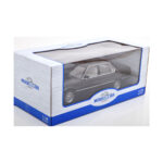 BMW 750i E32 Μαύρο MCG 1:18 - image 3 of 3