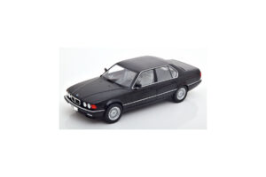 BMW 750i E32 Μαύρο MCG 1:18