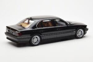 BMW 750iL E38 Μαύρο Otto 1:18 OT609 Ρητίνη - εικόνα 2 από 6