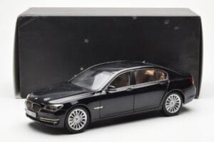 BMW 750Li F02 Facelift Carbon Μαύρο Kyosho 1:18 08784BK Μέταλλο - εικόνα 8 από 8