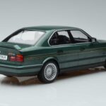 BMW Alpina B10 4.6 E34 Πράσινο MCG 1:18 MCG18229 Μέταλλο - image 2 of 6