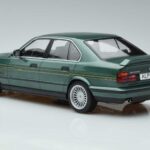 BMW Alpina B10 4.6 E34 Πράσινο MCG 1:18 MCG18229 Μέταλλο - image 5 of 6