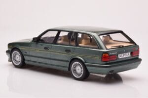 BMW Alpina B10 E34 Touring Σκούρο Πράσινο MCG 1:18 MCG18331 Μέταλλο - εικόνα 5 από 6